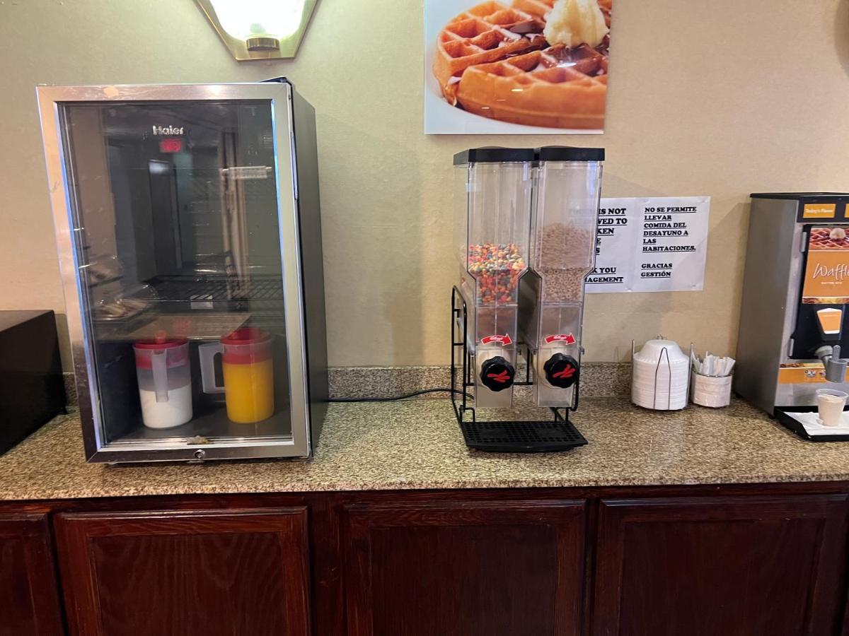 Americas Best Value Inn Pharr/Mcallen Kültér fotó